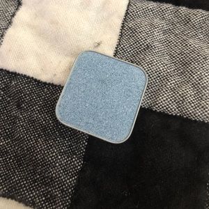 “Duke” Seint Beauty Eyeshadow